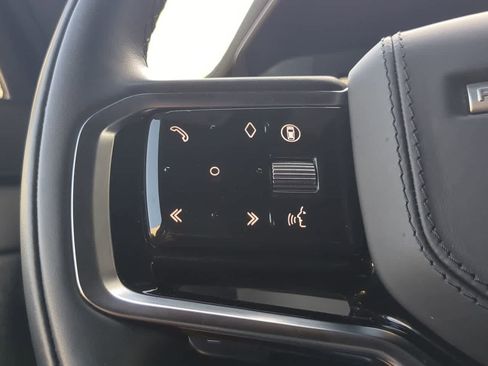 Used 2025 Land Rover Range Rover Sport SE image 24