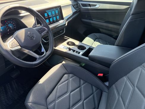 New 2026 Volkswagen Atlas Cross Sport SE image 21