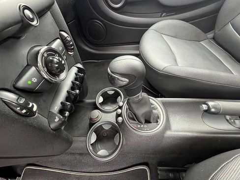 Used 2011 MINI Cooper Hardtop FWD image 25
