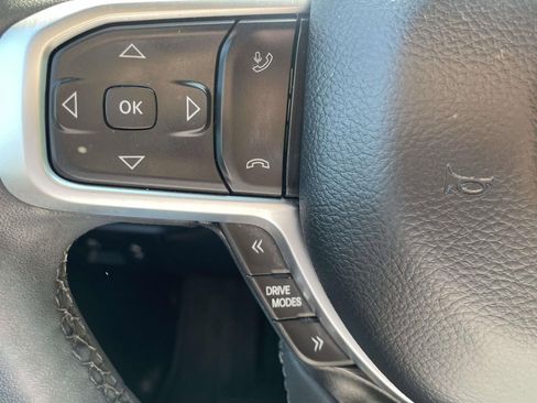 Used 2025 RAM 1500 Big Horn AWD/4WD image 24