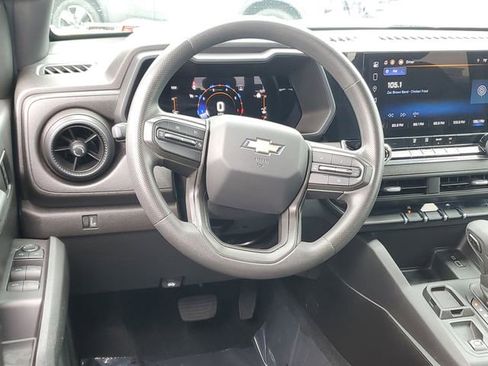 Used 2023 Chevrolet Colorado W/T w/ WT Convenience Package RWD image 11