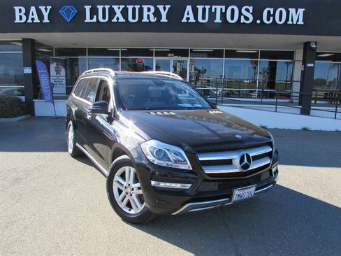 Used 2014 Mercedes-Benz GL 450 4MATIC image 1