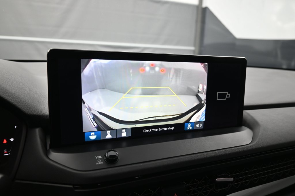 Used 2025 Honda Accord Sport image 43