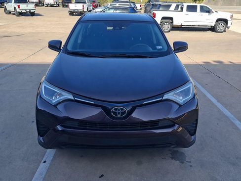 Used 2018 Toyota RAV4 LE w/ All Weather Liner Package FWD image 4