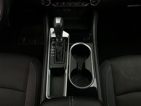 Used 2023 Nissan Altima 2.5 SV image 15