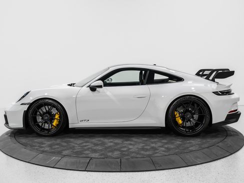 Used 2022 Porsche 911 GT3 RWD image 4