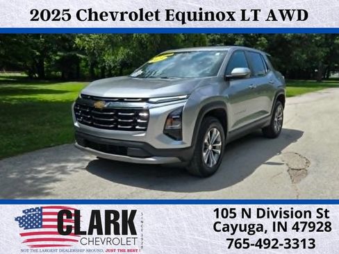 Used 2025 Chevrolet Equinox LT AWD/4WD image 1
