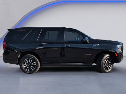Used 2023 GMC Yukon AT4 w/ AT4 Premium Package image 3