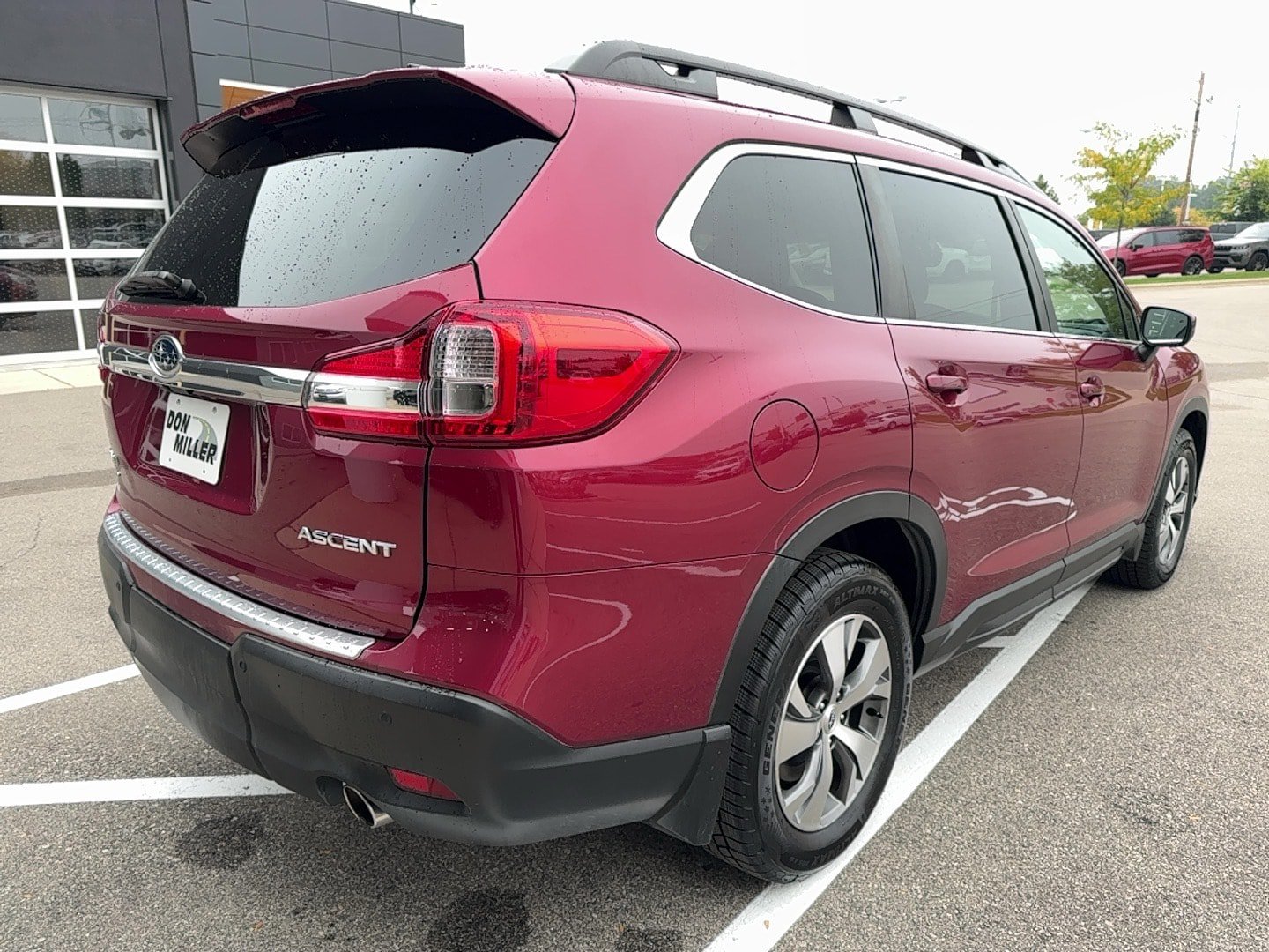 Used 2021 Subaru Ascent Premium w/ Convenience Package AWD/4WD image 7