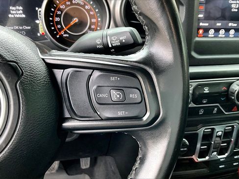 Used 2021 Jeep Wrangler Unlimited Sport image 27