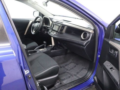 Used 2015 Toyota RAV4 XLE AWD/4WD image 21