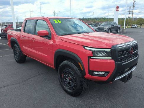 Used 2026 Nissan Frontier PRO-4X AWD/4WD image 1