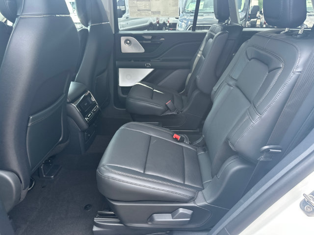 New 2026 Lincoln Aviator Reserve AWD/4WD image 20