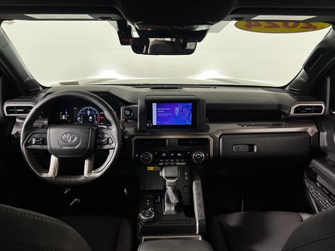 Used 2024 Toyota Tacoma SR5 AWD/4WD image 24