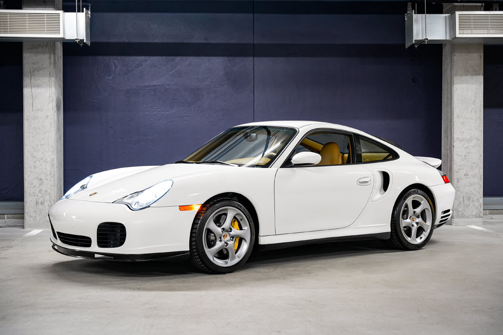 Used 2005 Porsche 911 Turbo S AWD/4WD image 6