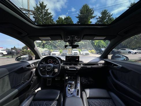 Used 2020 Audi S4 Premium Plus w/ Premium Plus Package AWD/4WD image 8