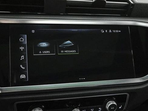 Certified 2025 Audi Q3 2.0T Premium w/ Convenience Package image 15