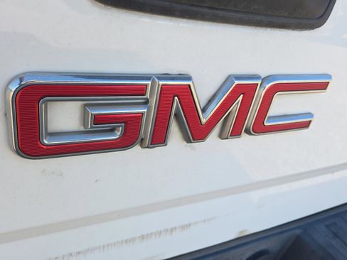 Used 2015 GMC Sierra 1500 Base image 12