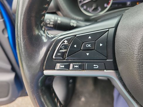 Used 2021 Nissan Sentra SR w/ SR Premium Package FWD image 13