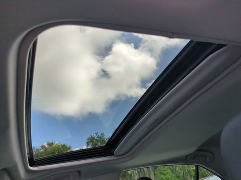 Used 2024 Toyota Camry XSE w/ Navigation Package image 22