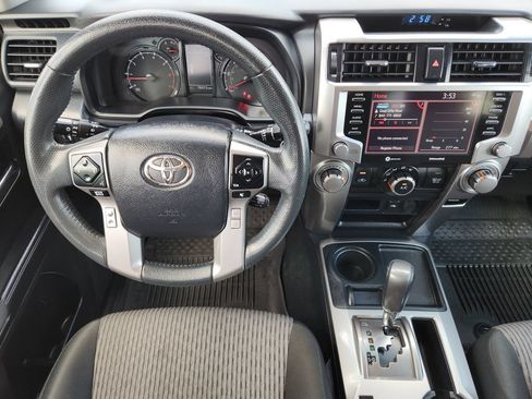 Used 2022 Toyota 4Runner SR5 RWD image 27