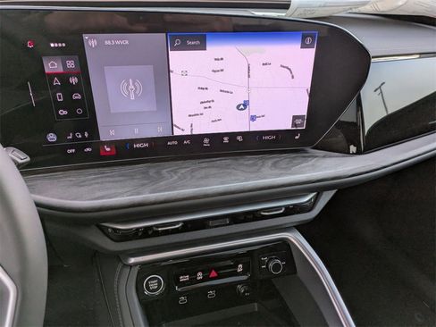 New 2025 Audi Q5 Premium image 12