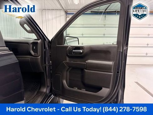 Used 2023 Chevrolet Silverado 1500 Custom Trail Boss AWD/4WD image 10