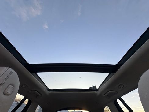 Used 2022 Mercedes-Benz GLS 450 4MATIC image 18