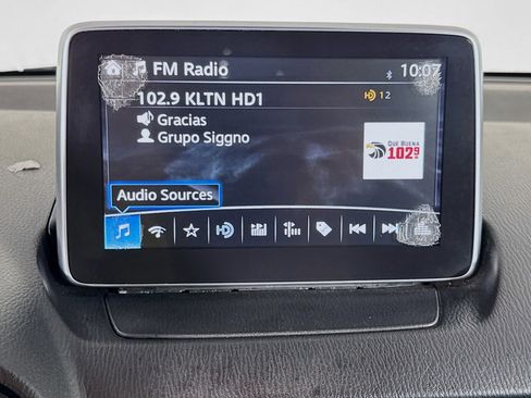 Used 2017 Toyota Yaris iA image 25