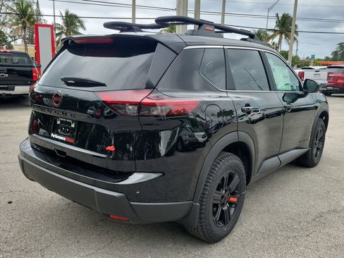 New 2026 Nissan Rogue SV image 7