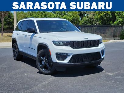 Used 2023 Jeep Grand Cherokee Limited w/ Black Appearance Package