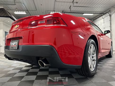 Used 2014 Chevrolet Camaro LS RWD image 19