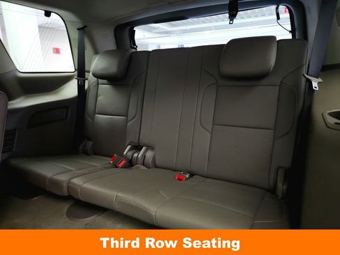 Used 2018 GMC Yukon SLT w/ Premium Edition image 34