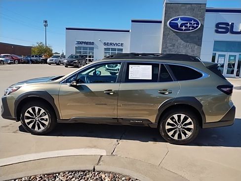 Certified 2025 Subaru Outback Limited image 11