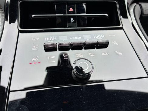 New 2026 Porsche Panamera image 26