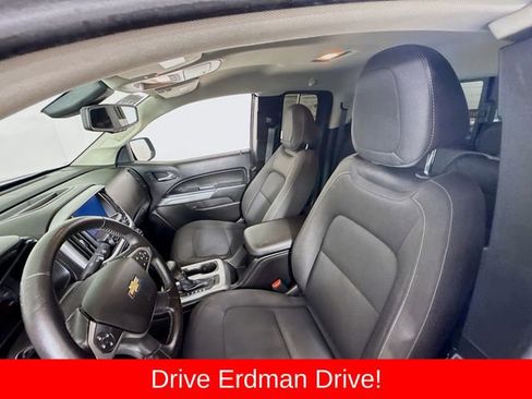 Used 2016 Chevrolet Colorado LT w/ LT Convenience Package RWD image 5