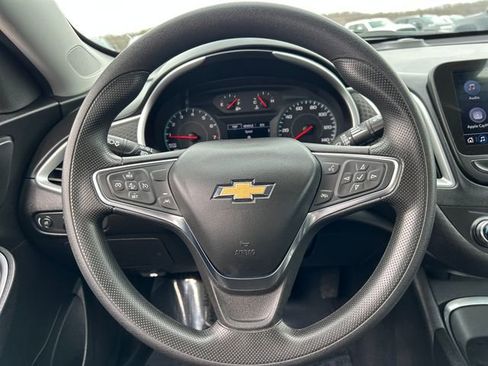 Used 2024 Chevrolet Malibu LT image 11