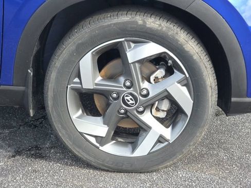 Used 2021 Hyundai Venue SEL FWD image 21