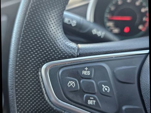 Used 2022 Chevrolet Malibu LT image 17