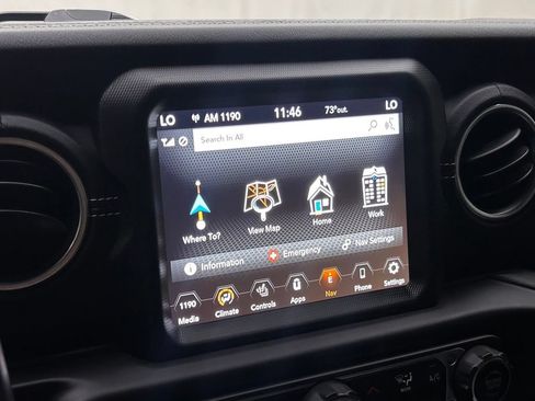 Certified 2021 Jeep Gladiator Overland w/ Popular Equipment Package AWD/4WD image 22