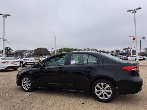 New 2026 Toyota Corolla LE image 7