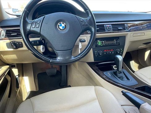 Used 2006 BMW 325i Sedan image 9
