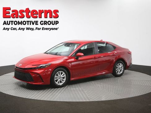 Used 2025 Toyota Camry LE FWD image 56