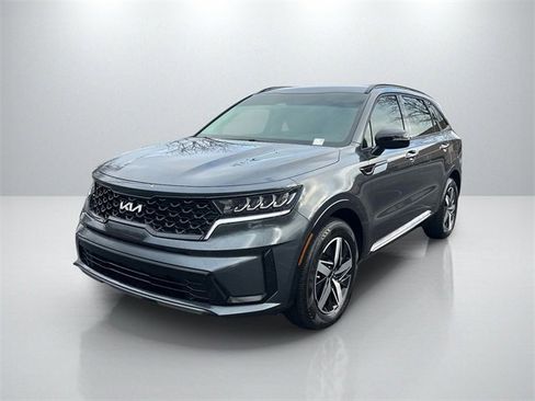 Certified 2023 Kia Sorento S image 3