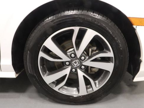 Used 2024 Honda Odyssey Touring image 28