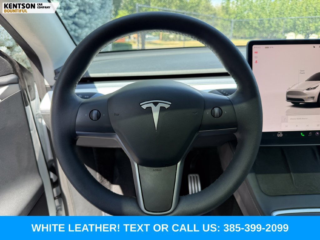 Used 2023 Tesla Model Y Performance AWD/4WD image 14