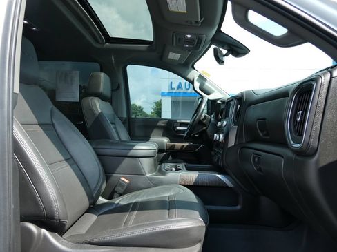 Used 2022 GMC Sierra 2500 Denali w/ Denali Ultimate Package AWD/4WD image 11