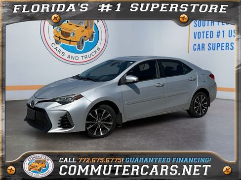 Used 2017 Toyota Corolla SE image 1