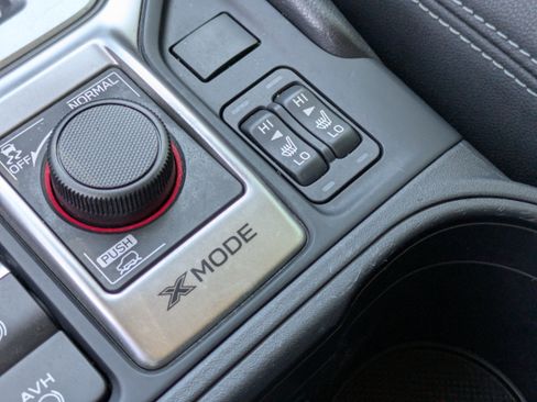 Used 2023 Subaru Forester Premium image 32