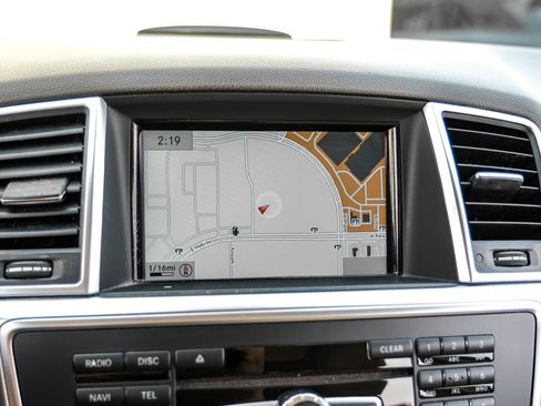 Used 2015 Mercedes-Benz ML 350 4MATIC image 21